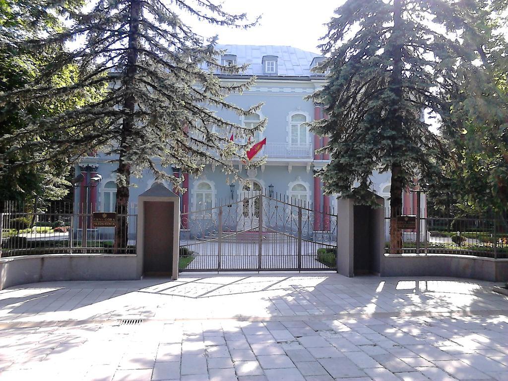 Apartments Mirkovic Цетинє Екстер'єр фото