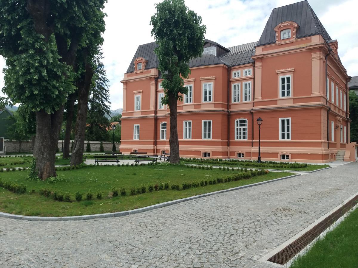 Apartments Mirkovic Цетинє Екстер'єр фото