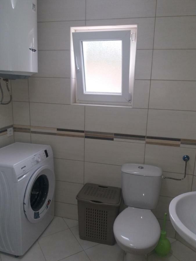 Apartments Mirkovic Цетинє Екстер'єр фото