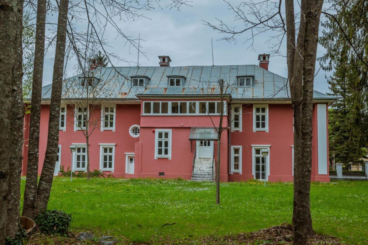 Apartments Mirkovic Цетинє Екстер'єр фото
