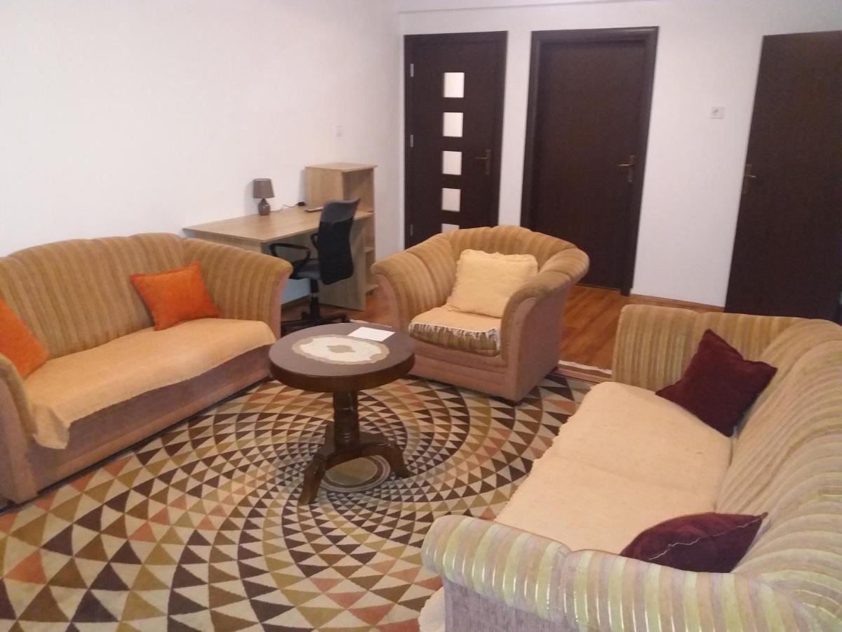 Apartments Mirkovic Цетинє Екстер'єр фото